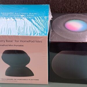Apple HomePod mini Smart Speaker in Space Gray & Battery Base-Brand New!